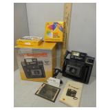 Kodamatic Instant camera in original box with 2