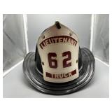 Lieutnant Truck No. 62 Fireman