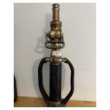 Akron Bass 24" H Fire Nossle