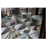 Heinrich German Dinnerware service for 6 plus 5pc