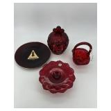 Four pcs Ruby Glass - Westmoreland Pedestal, Kenne