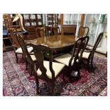 Mahogany dining table with 8 banister back chairs