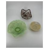 Three art glass bowls - Fenton HP cream, Green