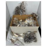 Nature Grouping incl various pinecones, leaves,