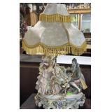 Porcelain Capodimonte table lamp