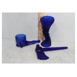 Cobalt hand vase, pipe & hatchet