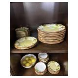 Stangl White dogwood 32pcs dinnerware - 8.5"