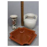 Three pcs pottery - Haegar brownware #3312, Delft