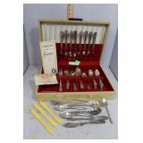 Tudor Plate Oneida flatware service for 8 in