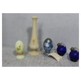 Four Fenton artist signed pieces - eggs, bud vase