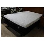 Sealy hybrid essentials like new queen mattress &