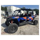 Polaris RZR XP 1000 Side by Side in Blue and