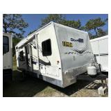 2007 Fleetwood Gearbox toy hauler with window unit