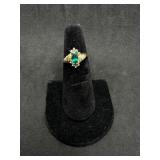 14kt Yellow Gold Ring with Emerald and Diamonds si