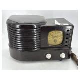 Zenith bakelite cased MCM Radio Serial #R806714
