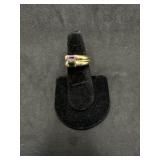14kt Gold Mod Ring with one pink one green baguett