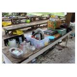 Measuring cups, baskets, board games, baking tins