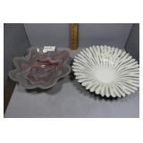 Two Contemporary Czech Art Glass Bowls incl Daisy