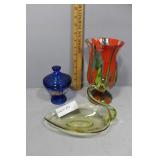 Three Art Glass grouping incl translucent yellow s