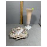 Cambridge Crown Tuscan HP Box with lid & 10.5" Vas