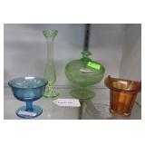 Iridescent Art Glass - 4 pcs - incl Uranium Bud Va