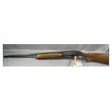 Remington model 1100 12ga pump shotgun w. 28" barr