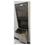 SS paper towel dispenser & wall mounted trash bin