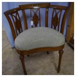 Ladies 1920s Dressing chair