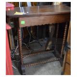 Single-drawer rectangular sewing table