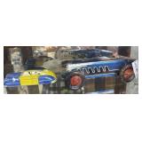 2 wind-up tin litho cars