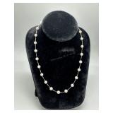 14kt White gold and pearl necklace 18' - 9.14 gtw