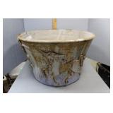 Sculture Ceramic pot with applied unicorn decorati