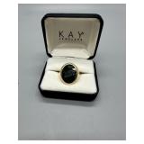 10kt ring with broken stone - 14.93 gtw