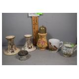 Five HP porcelain pcs incl two cups, two bud vases