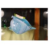 Art glass seashell with timed release bubbles