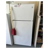 Kenmore upright fridge/freezer combo