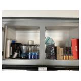 Hurricane survival cabinet incl candles, batteries