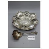 Sterling D monogram pierced bowl (170gtw) & shell