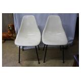 Pair Midcentury molded fiberglass chairs - 17" x 2
