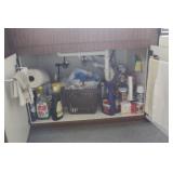 Kitchen cabinet cleaning supplies