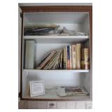 Cabinet cookbooks & cooking texts