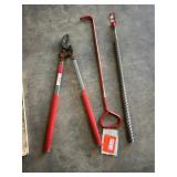 3X$ Assorted tool grouping includes. Diable
