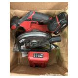 Skil battery circular saw used powers up