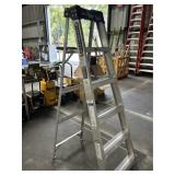 Louisville 6' alum step ladder