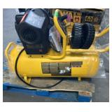 DeWalt 15 gallon portable air compressor 22.5 PSI