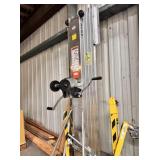 Sumner series 2124 max lift height of 24'