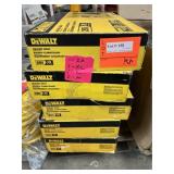 5X$ DeWalt heated gear