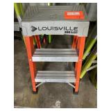 Louisville 2' step ladder orange F1502