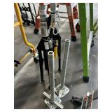 4x$ Sumner 781300 Hi Fold-A-Jack with B head