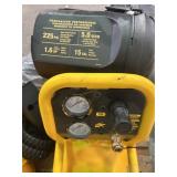 DeWalt horizontal air compressor- runs w/ factory